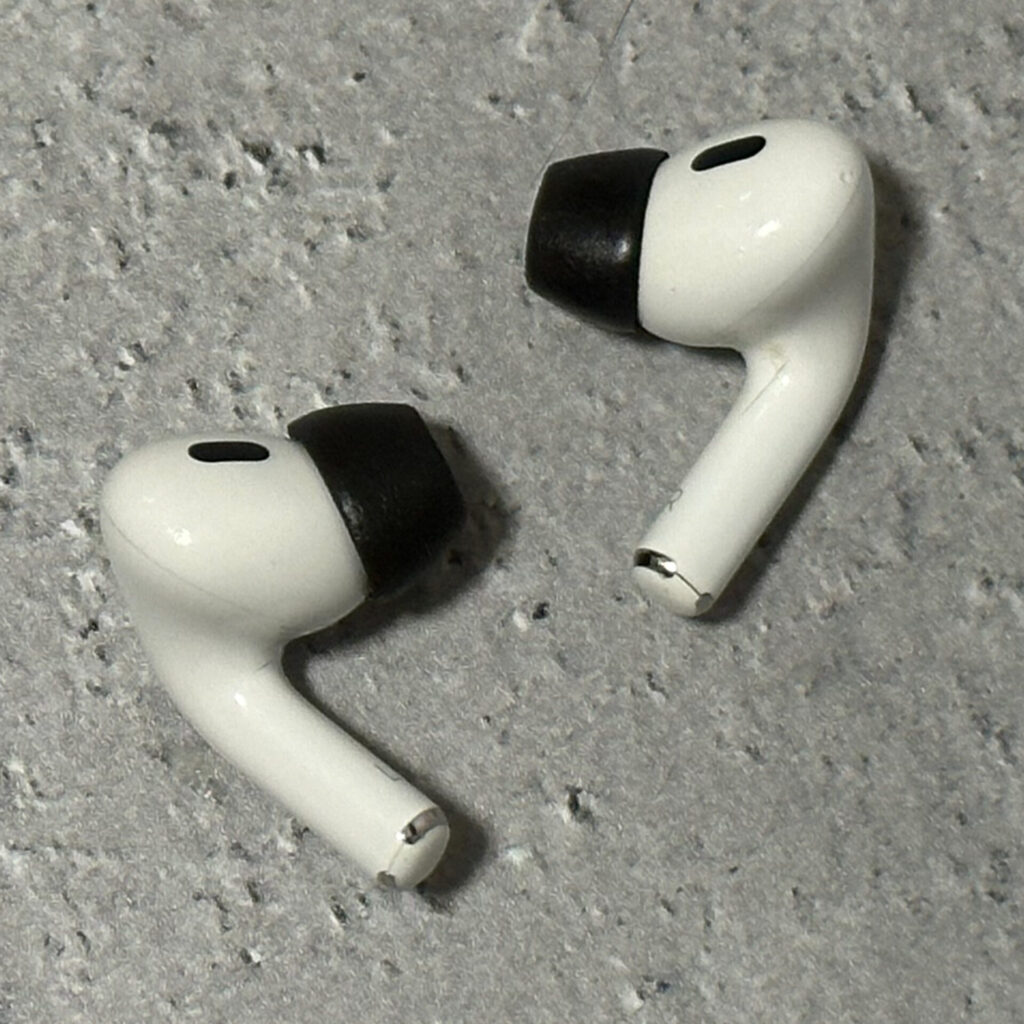 AirPods PROが外れてしまうひとは、COMPLY™（コンプライ）のイヤー