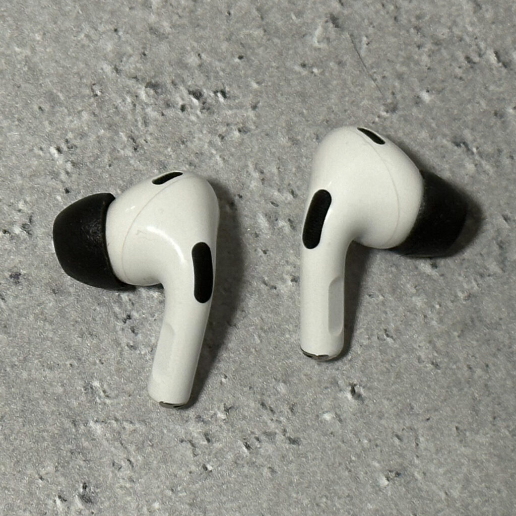 AirPods PROが外れてしまうひとは、COMPLY™（コンプライ）のイヤー